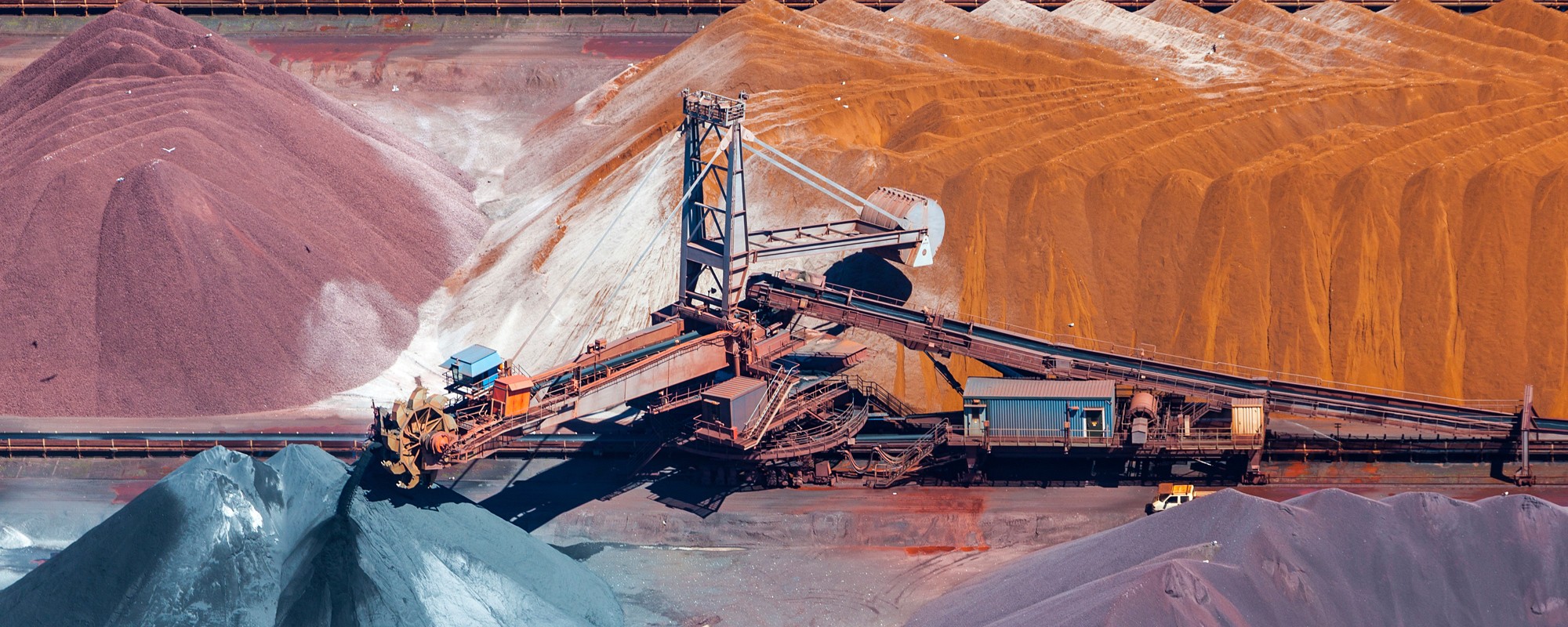 XS3138912756 - undefined