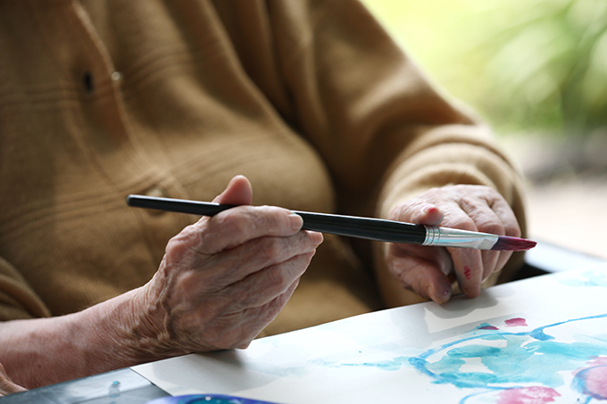 generica anziani pittura