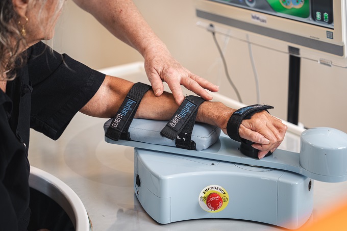 2 - Foto Donazioni Angela-Fondazione ok sito