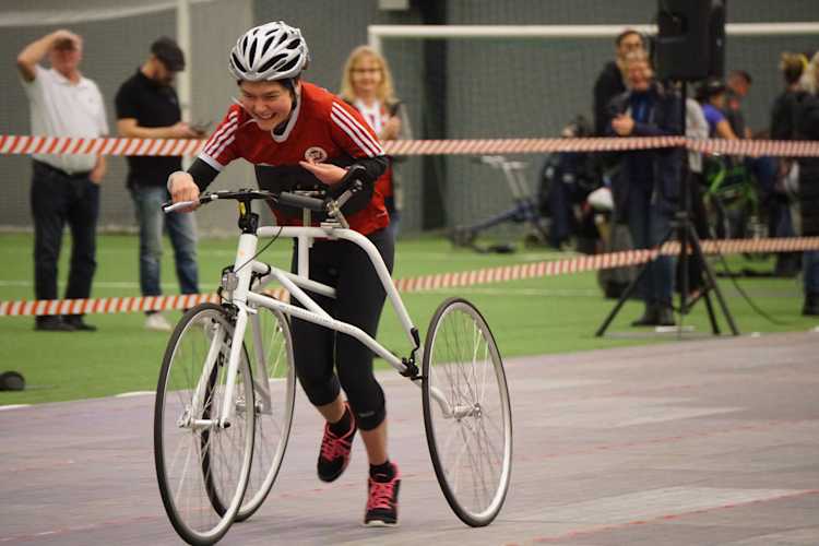 Julia tävlar i framerunning på Göteborg Open 2019.