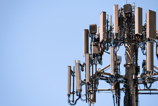 Innovating-telecom-5G-615x415