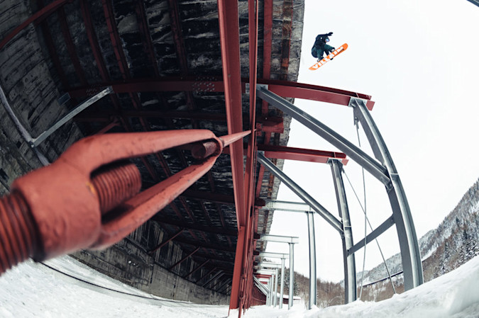 Louif Paradis' "Beacon" Trailer