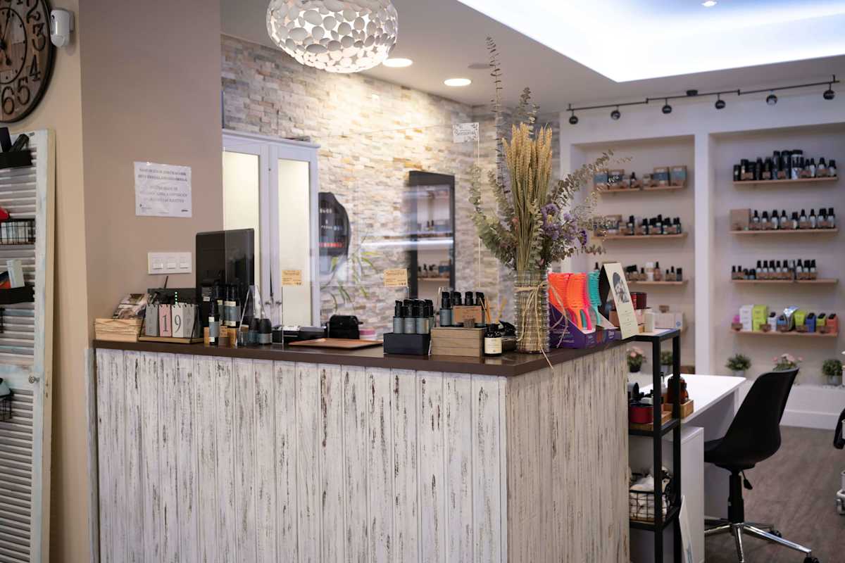 Transforming Commercial Spaces for Small Businesses: Fit-Out Tips for Dubai Entrepreneurs
