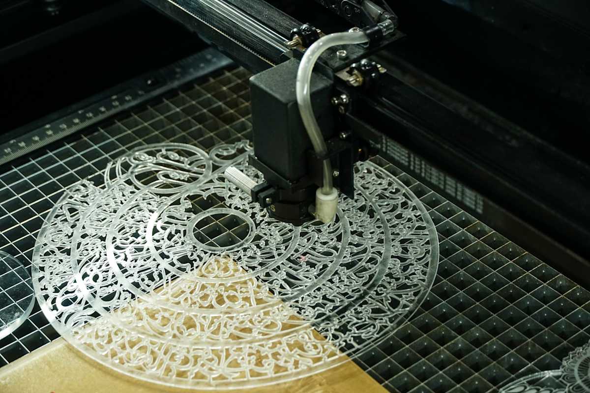 Acrylic Laser Cutting & Engraving
