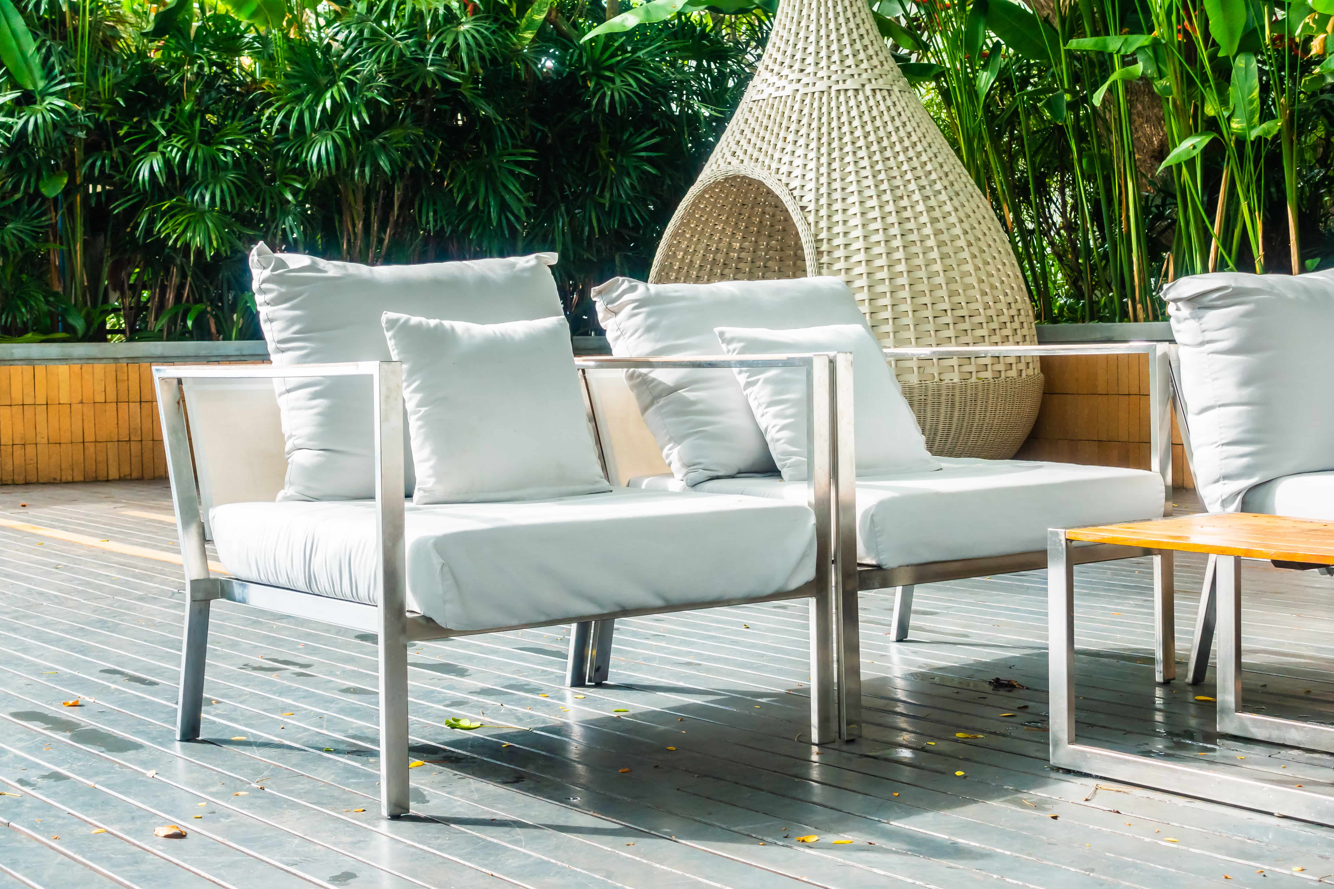 How to Choose the Best Outdoor Furniture in Dubai’s Harsh Climate