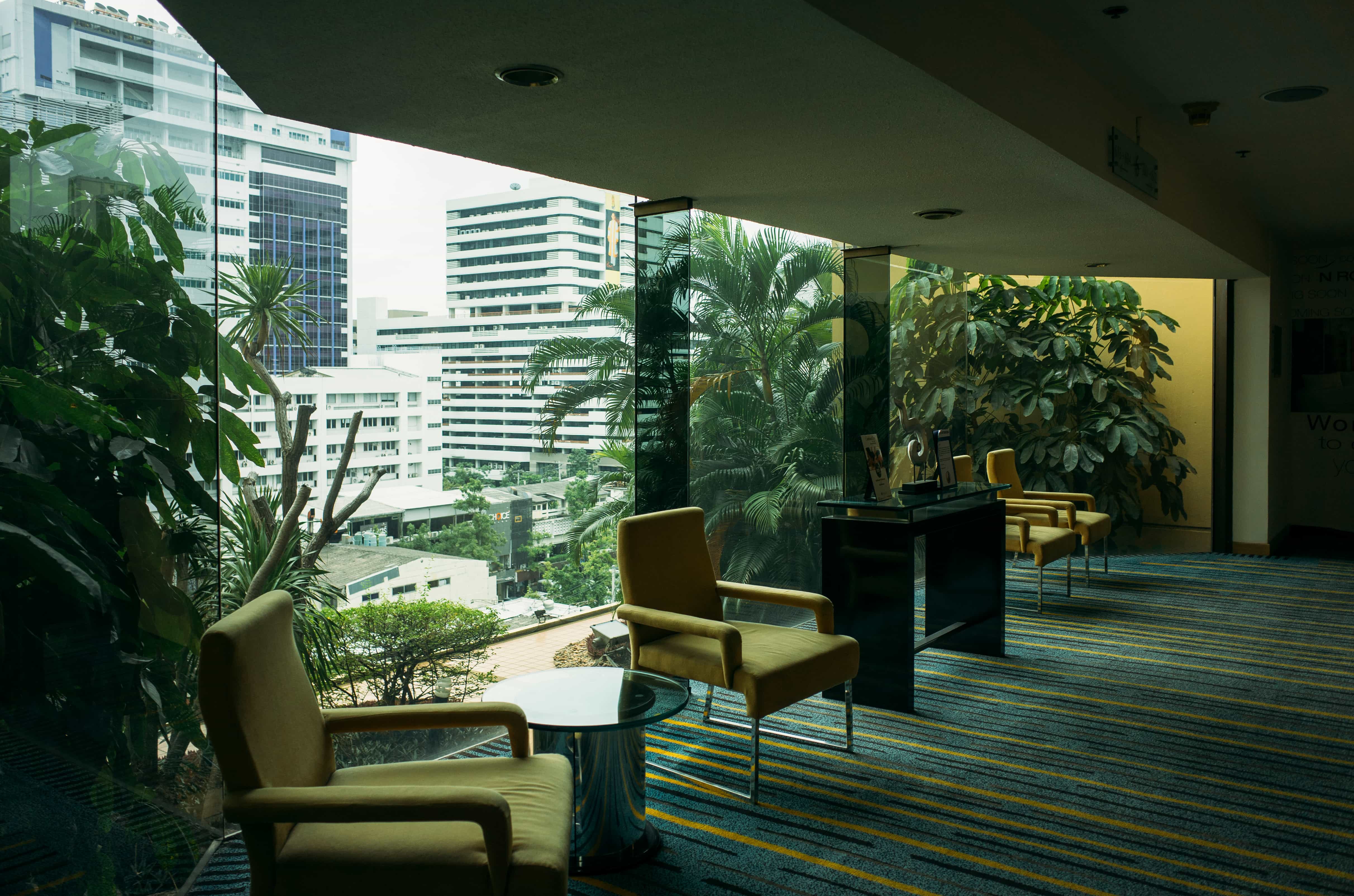 How to Choose the Right Commercial Fit-Out Contractor in Dubai: Licensing & Approvals Checklist