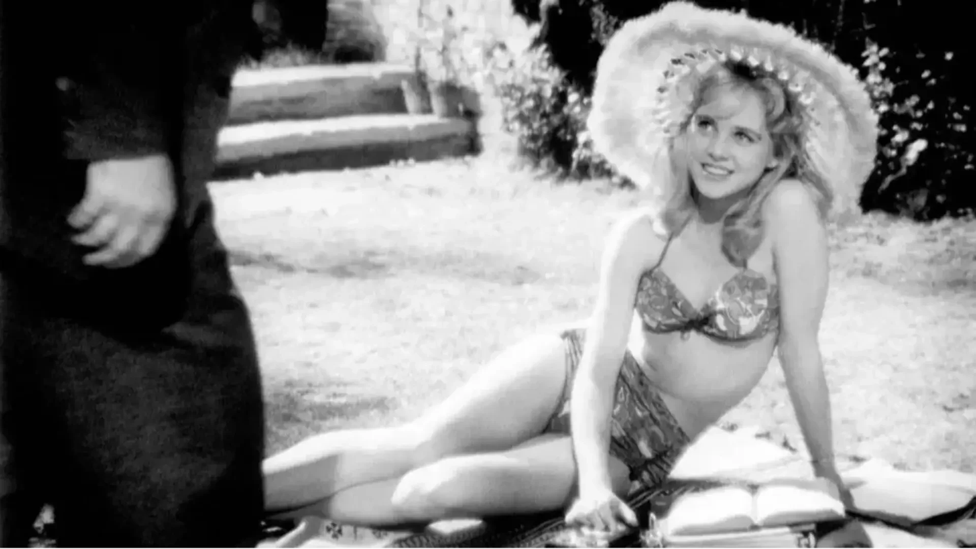 Atriz Sue Lyn ficou conhecida como Ninfeta por seu papel no filme Lolita Atriz Sue Lyn ficou conhecida como Ninfeta por seu papel no filme Lolita