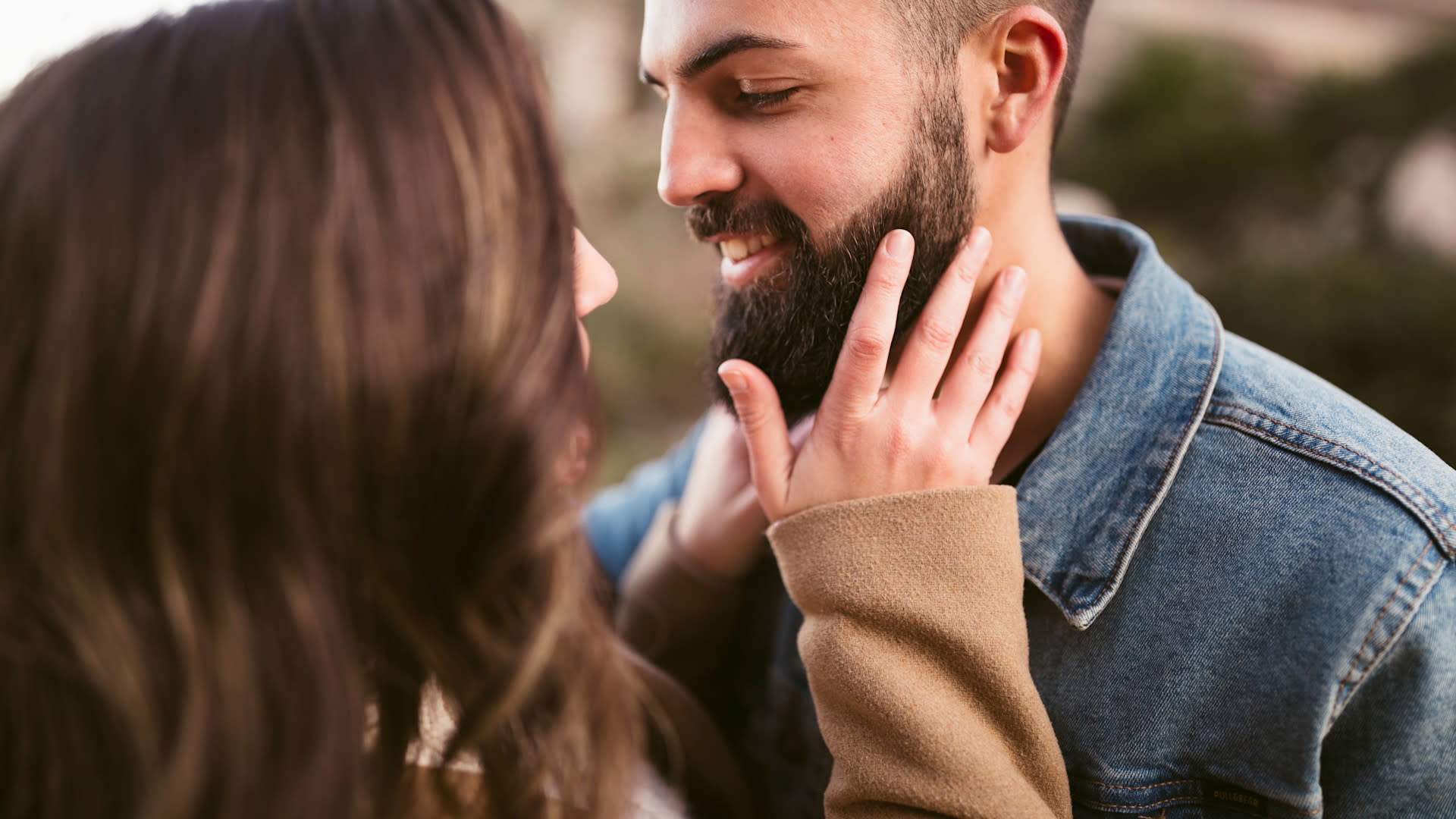 Entenda a diferença entre crush e paquera