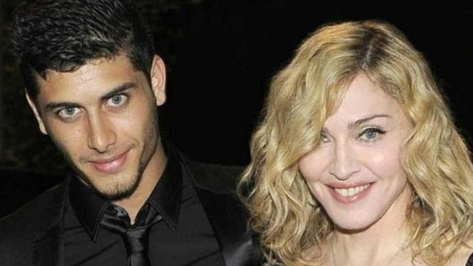 Madonna e Jesus tinham 29 anos de diferença de idade na época da relação Madonna e Jesus tinham 29 anos de diferença de idade na época da relação