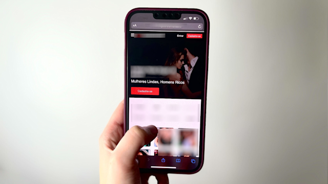 Como pedir nudes sem ser desrespeitoso: Apimentando a relação sem ultrapassar limites