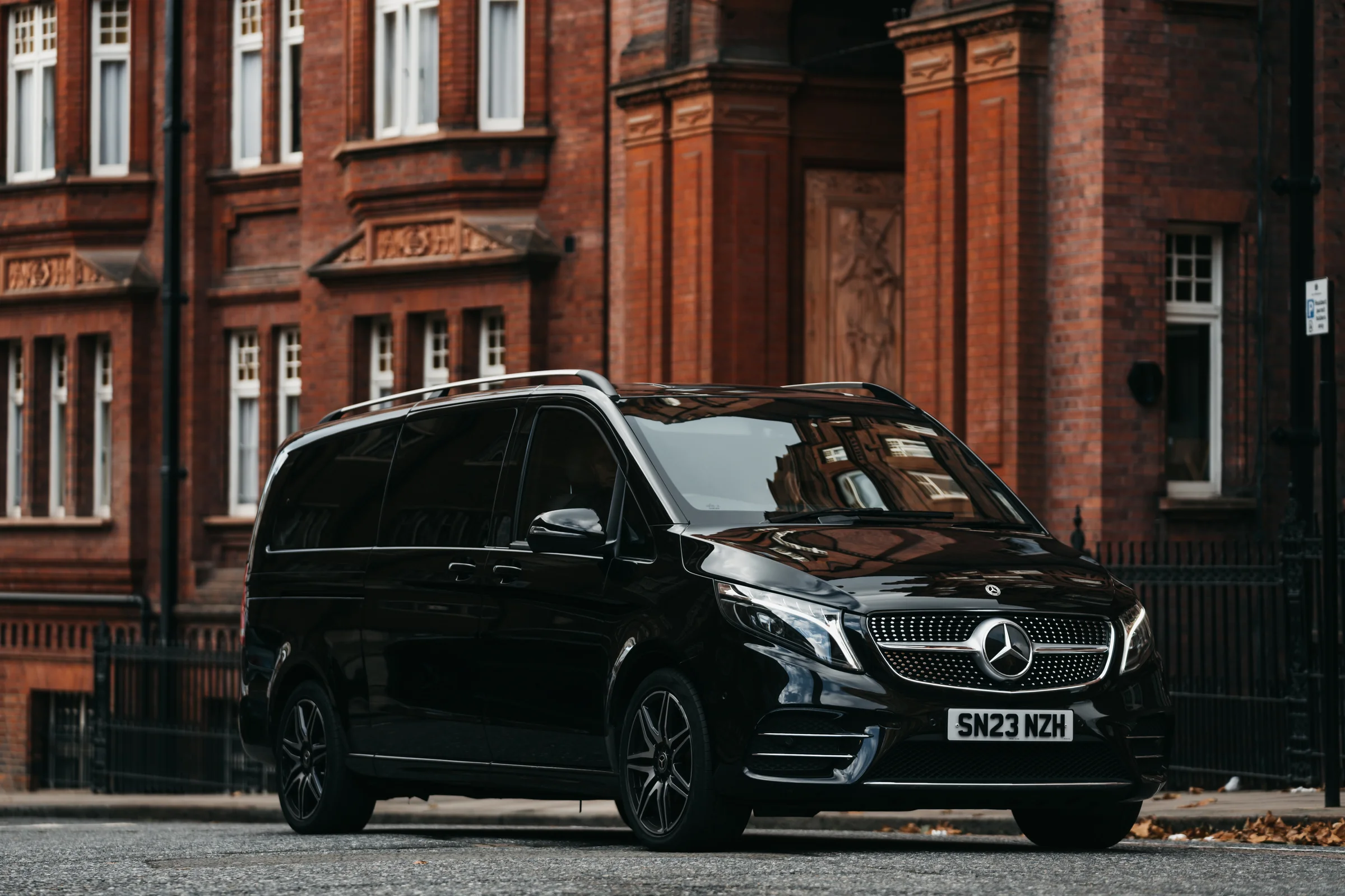 Mercedes-Benz V300d Chauffeur Service