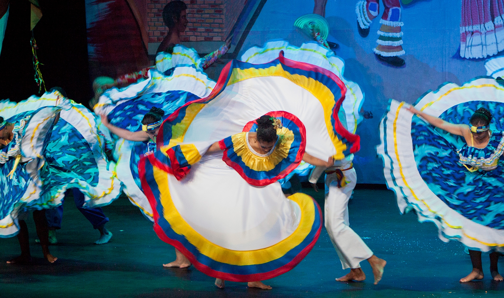 12 an os creyendo en la cultura 1