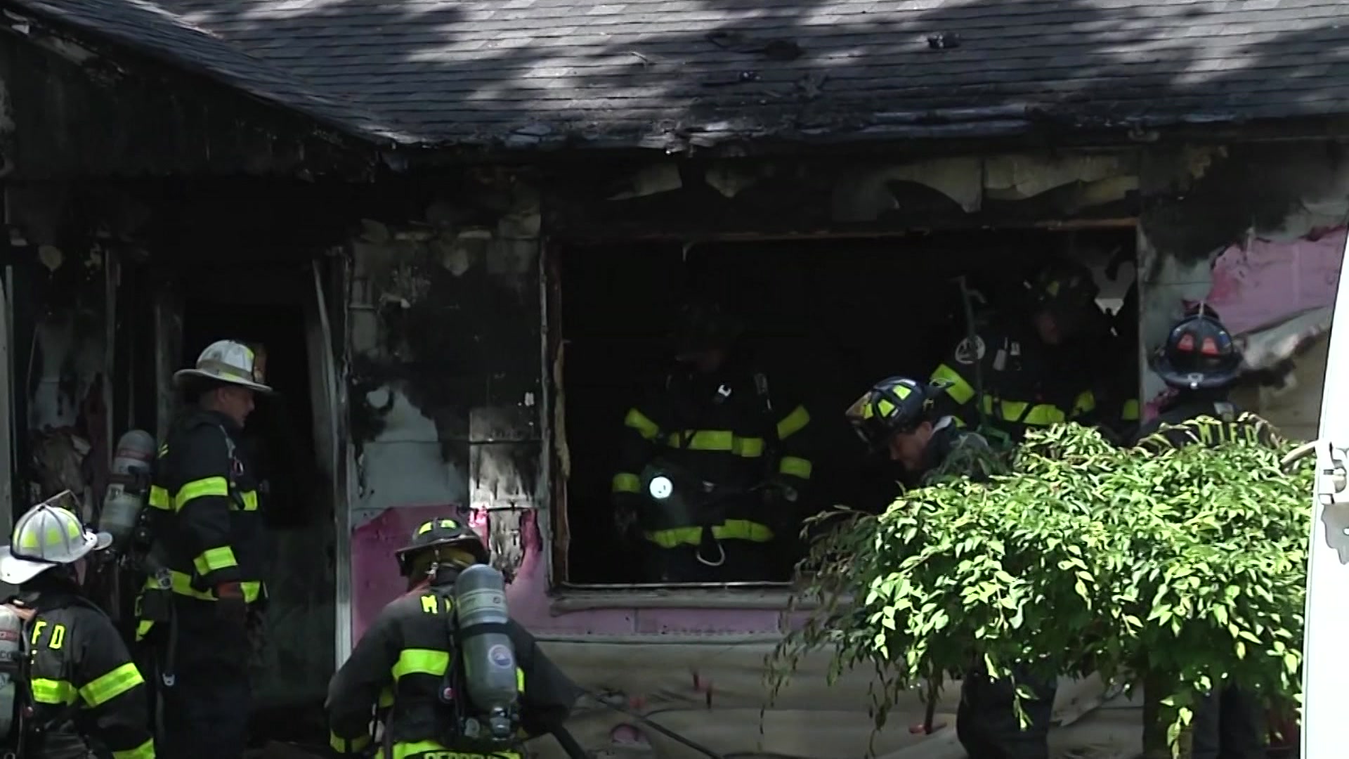 Community bands together to help homeowners of Middle Island house fire