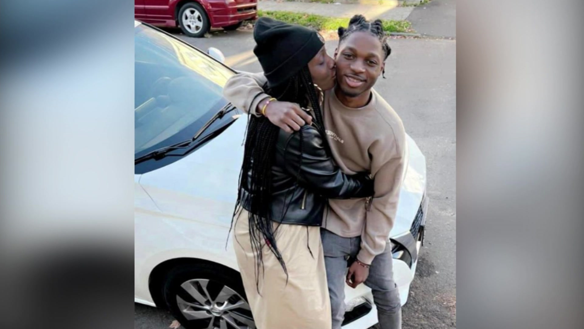 Bridgeport remembers 18-year-old stabbed to death on Memorial Day - Vimarsana News