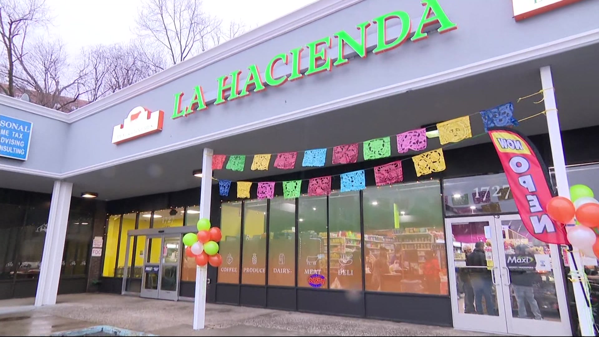 La Hacienda Meat and Grocery Market opens for business in Yonkers