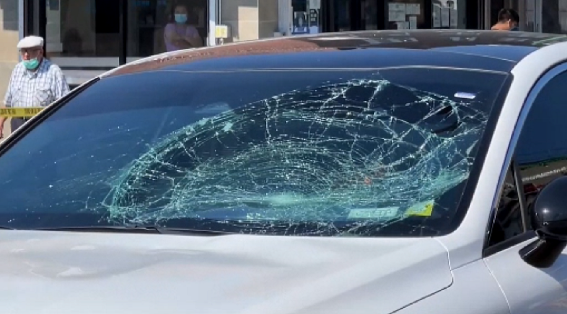 News 12 | Connecticut | Nypd Man Riding Scooter Dies After Brooklyn Crash