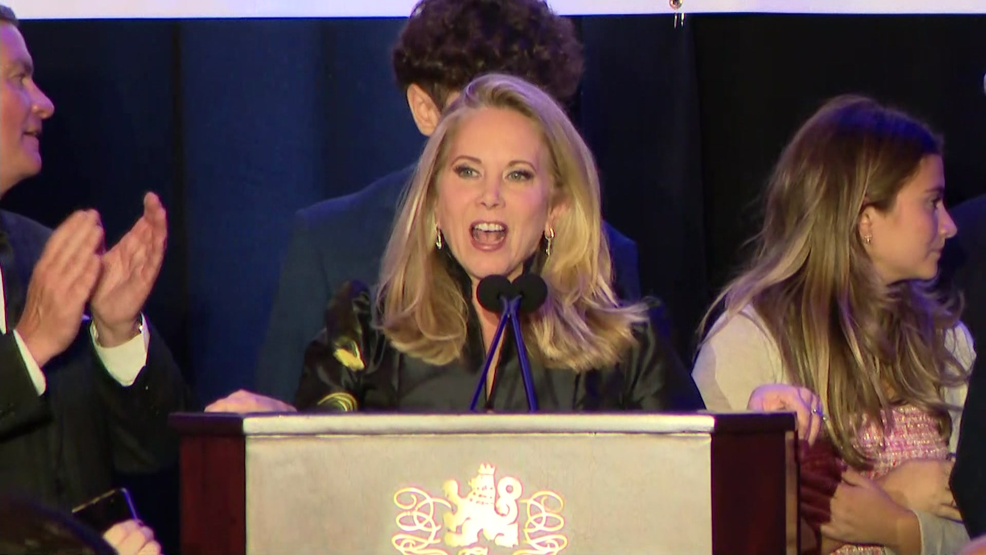 11624LIGILLENWINS12_2024-11-06-00-49-17