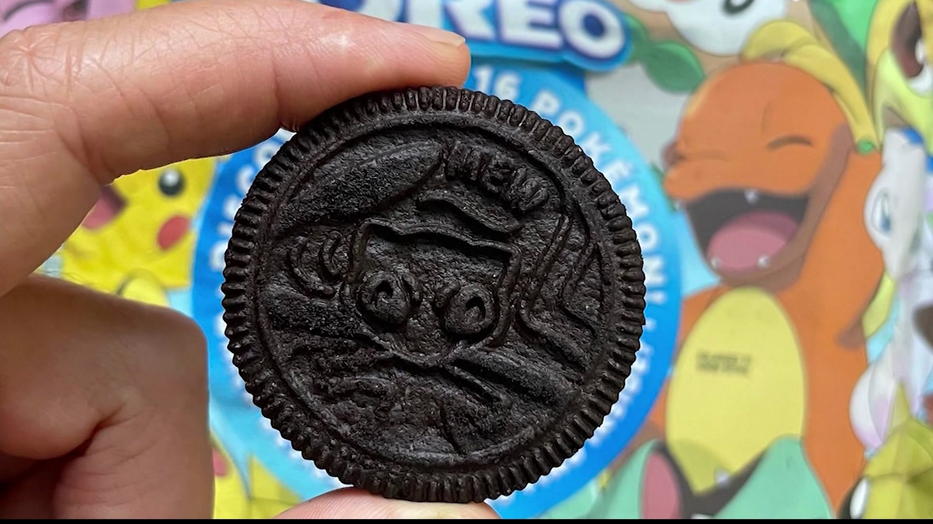 Oreos com Pokémon lendário estão sendo revendidos a US$ 10 mil