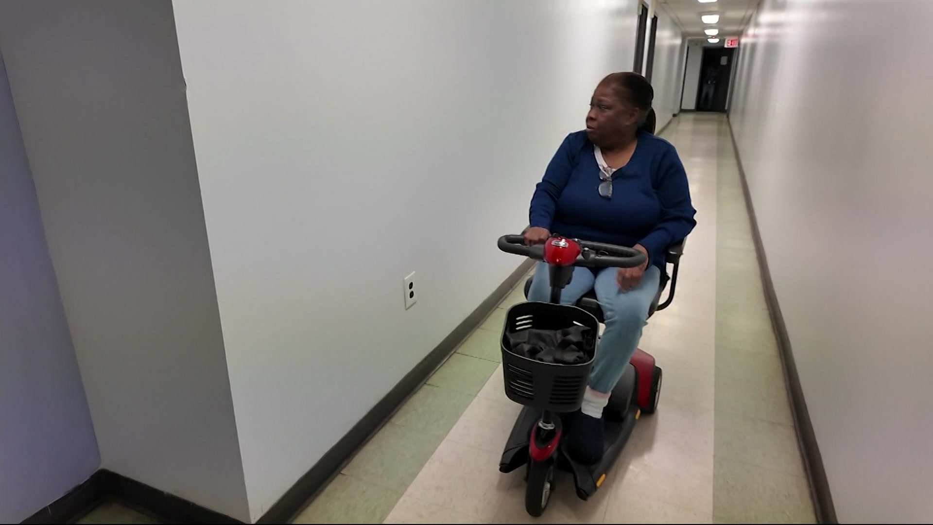 elevatorsoutclintonaveCM_2026-03-25-17-18-33