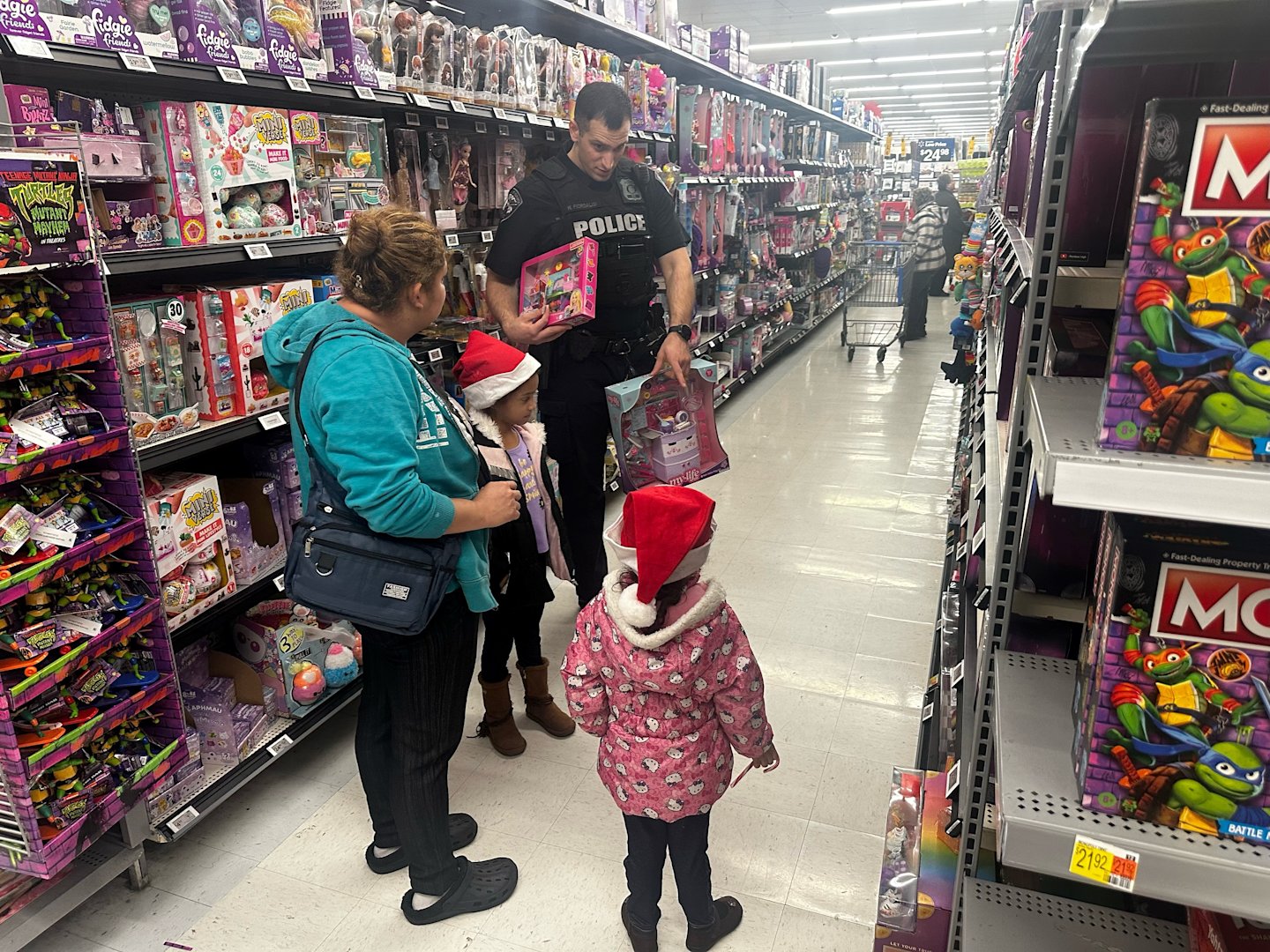 50 children handpick holiday toy during Town of Newburgh with a