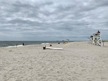 Where does Cedar Beach in Babylon rank on News 12's Best Beaches list?