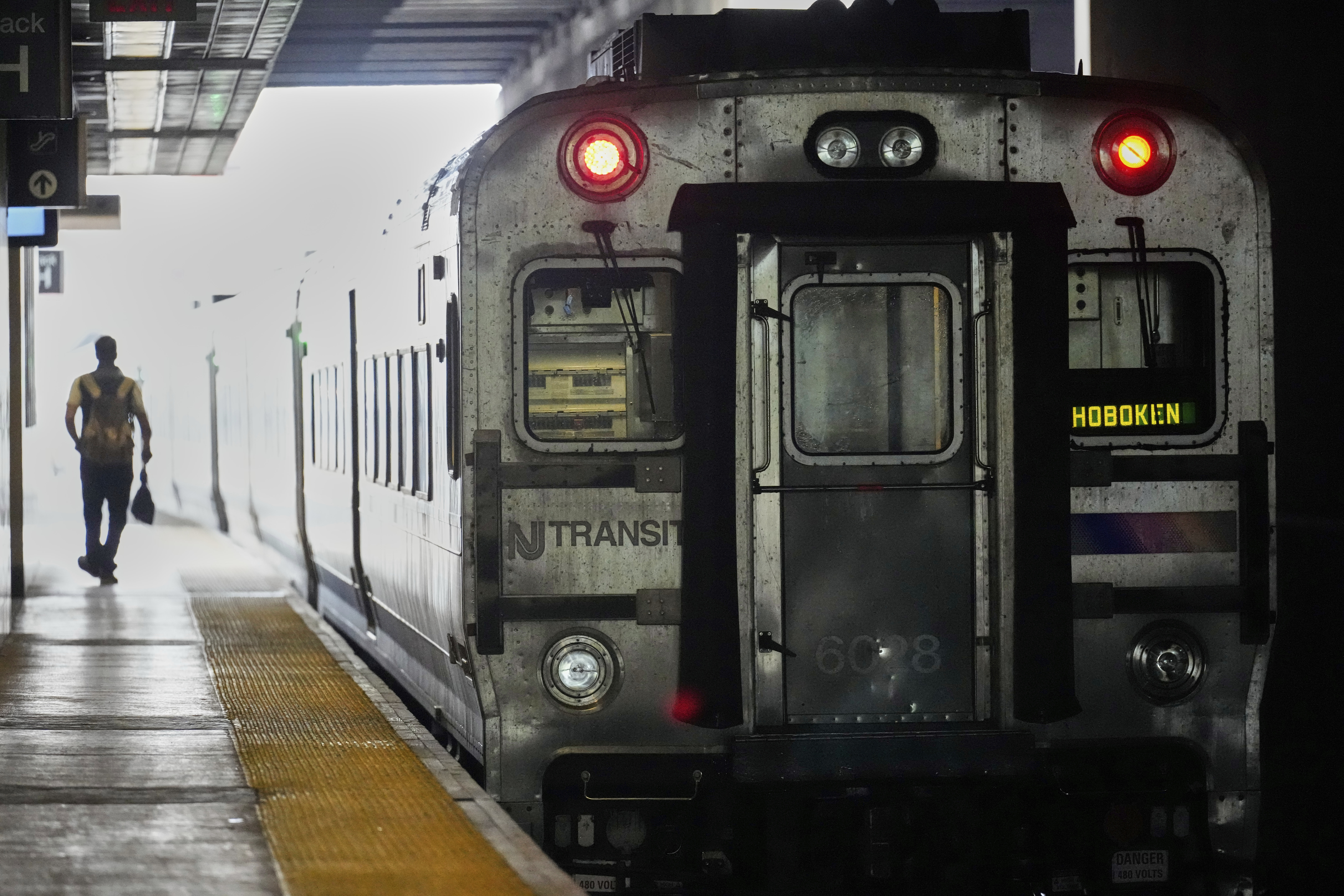 NJ TRANSIT TRAIN