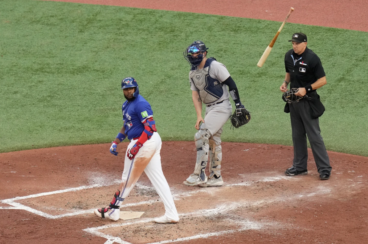 APBlueJaysWinYankeesALDSG2