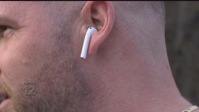 Health expert Use of AirPods may lead to ear infections