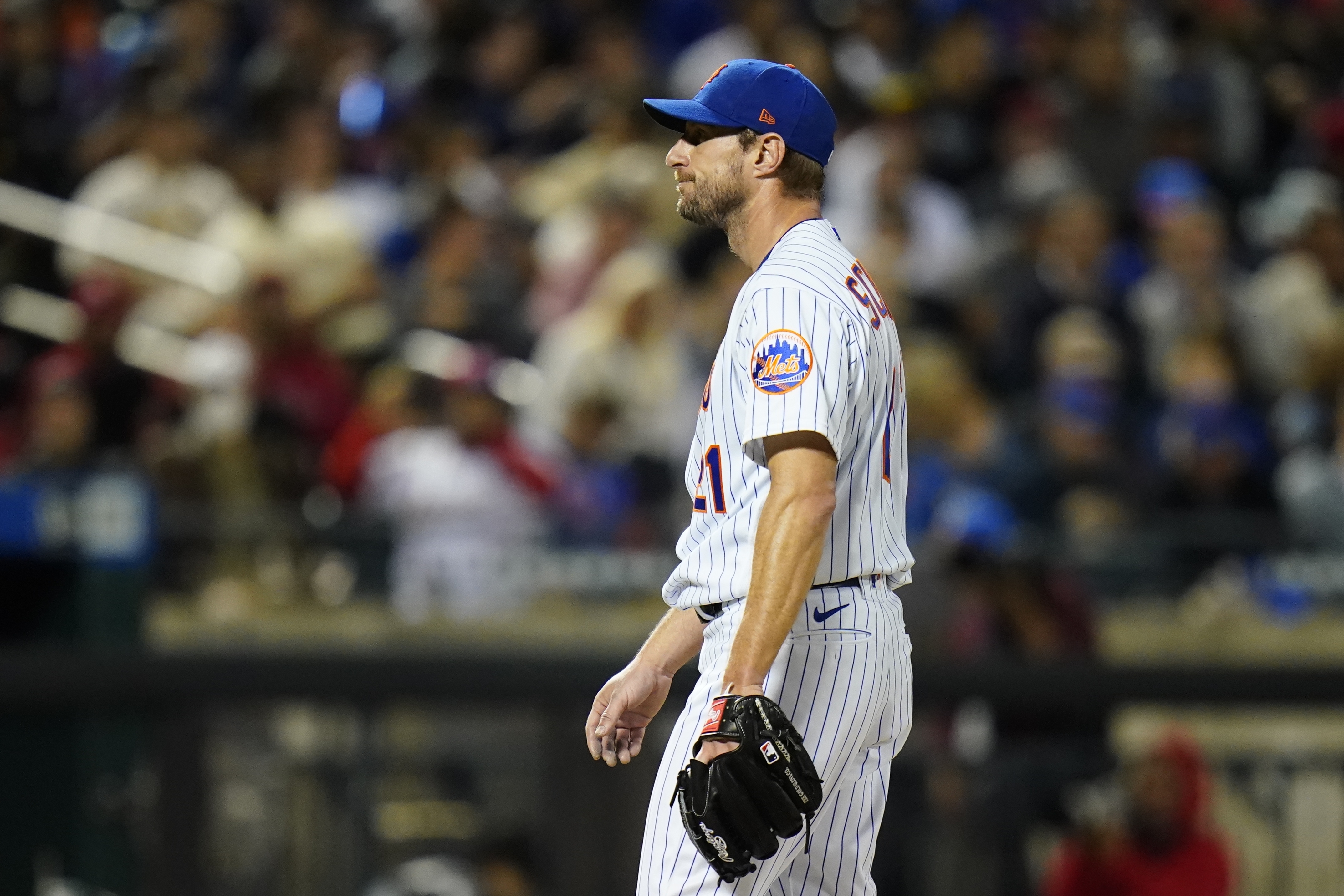 Mets place Max Scherzer on 15-day IL with left oblique injury