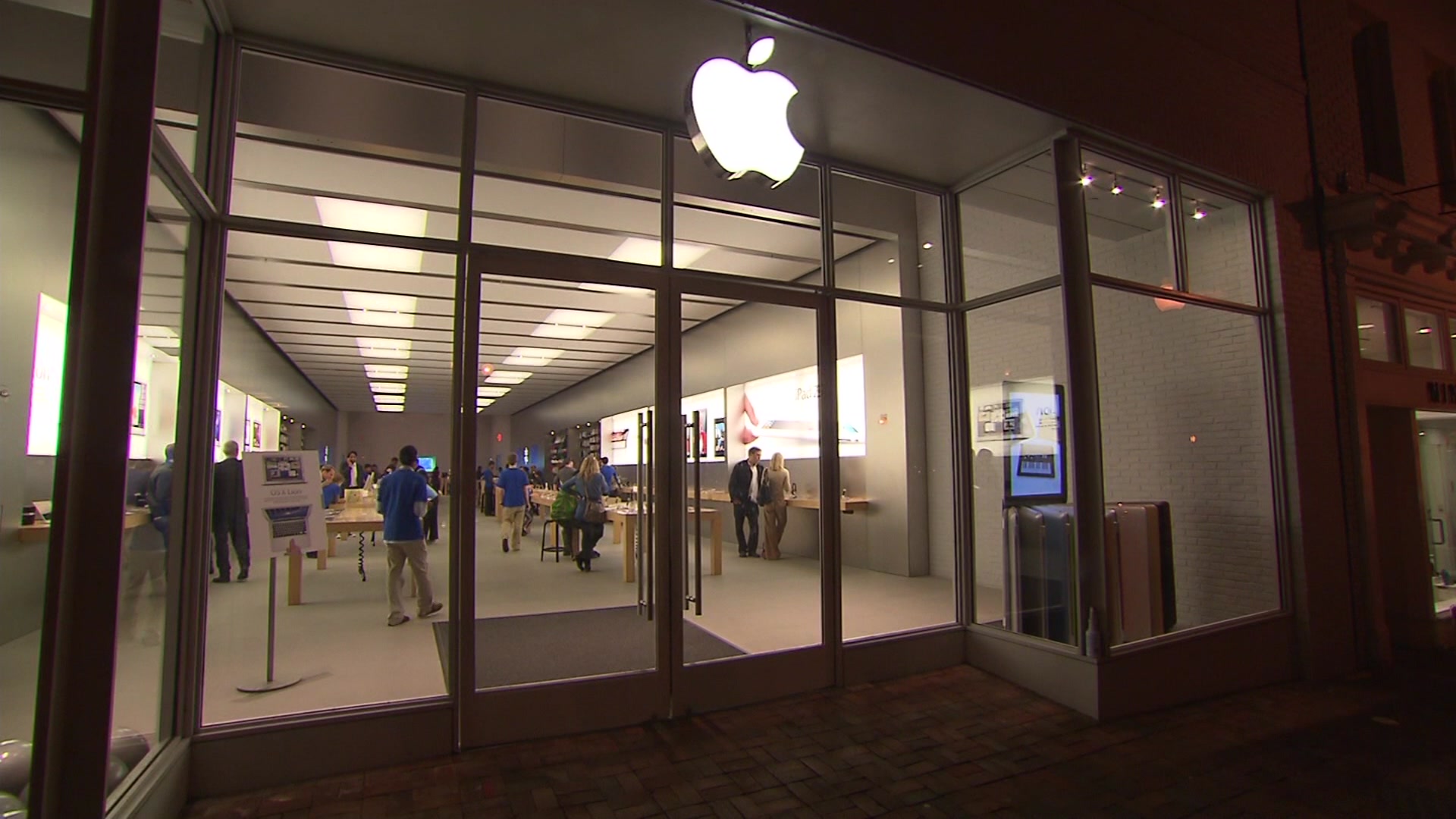 appleJG_2024-03-22-07-28-17