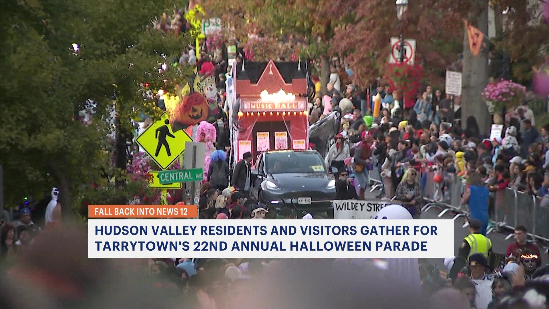 RTWCHVTarrytownHalloweenParadeCWilkinson9pm_2024-10-26-21-12-17