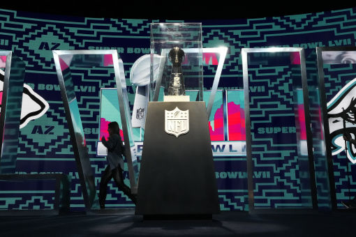 Super Bowl commercials: crypto is out, alcholo is in