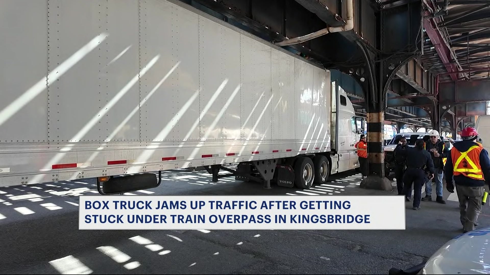 RTBXTruckStuckOverpassJCalixto10pm_2026-03-28-22-06-49