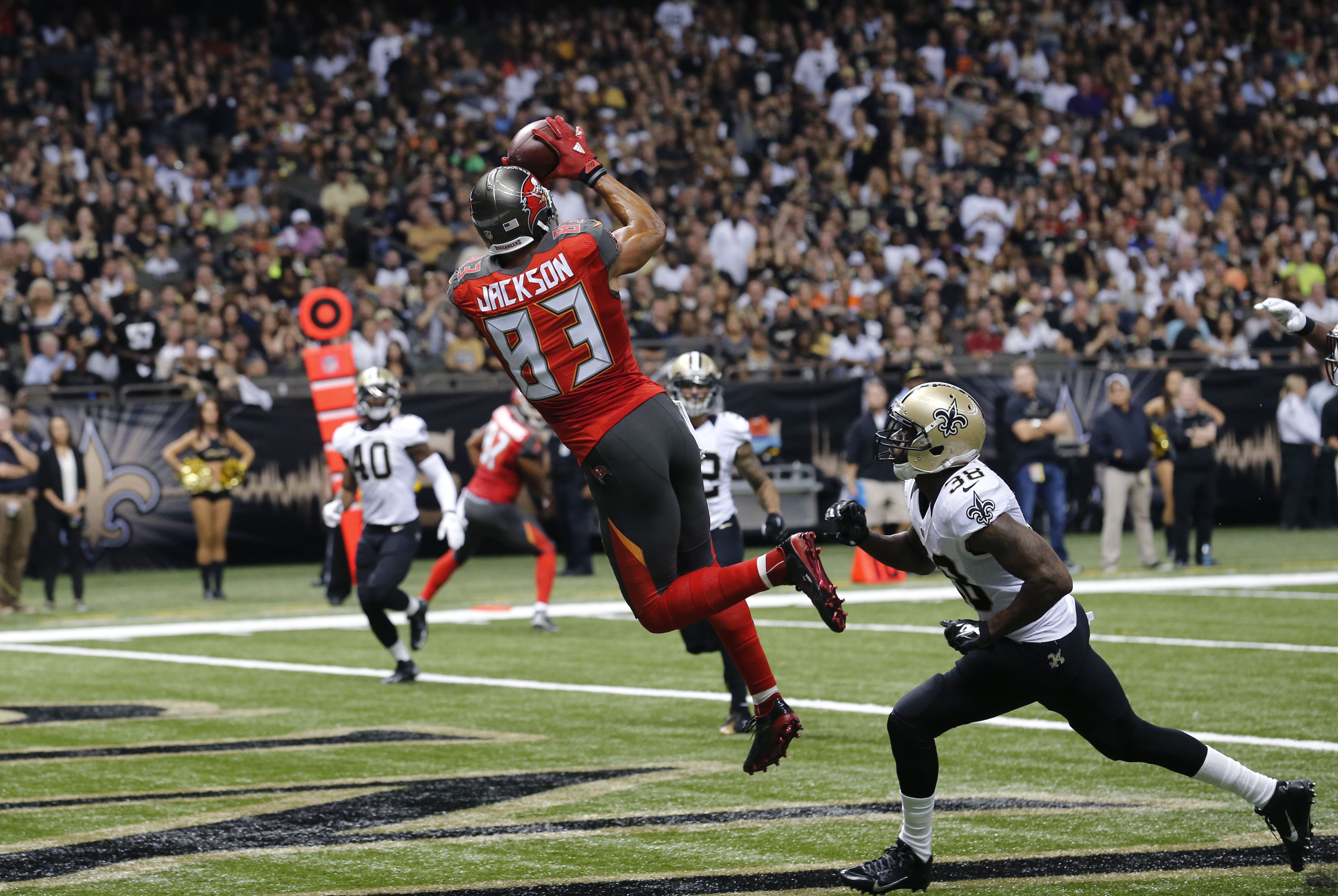 Vincent Jackson, former NFL player found dead in hotel room, had