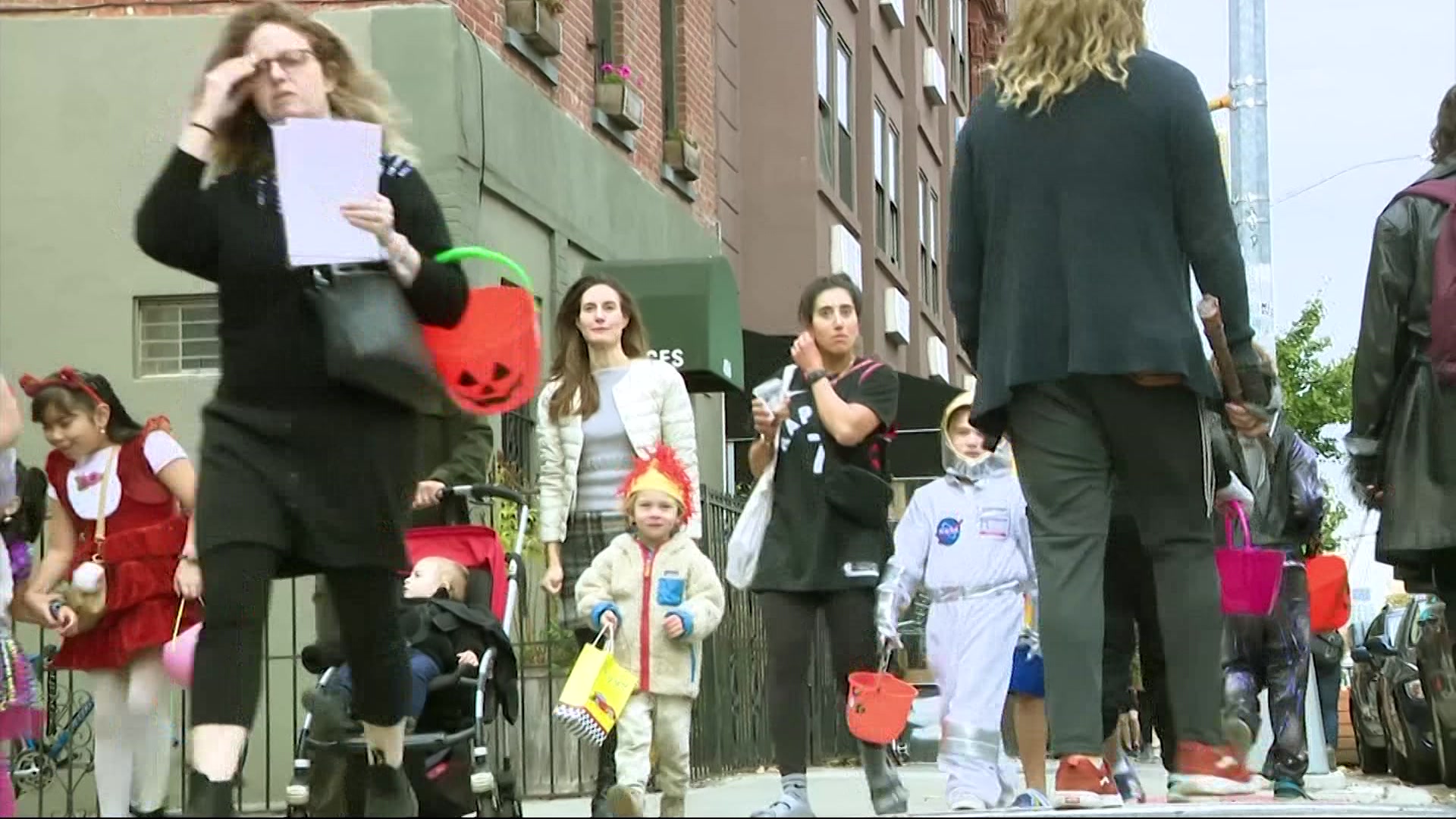 Park Slope holds annual Halloween parade