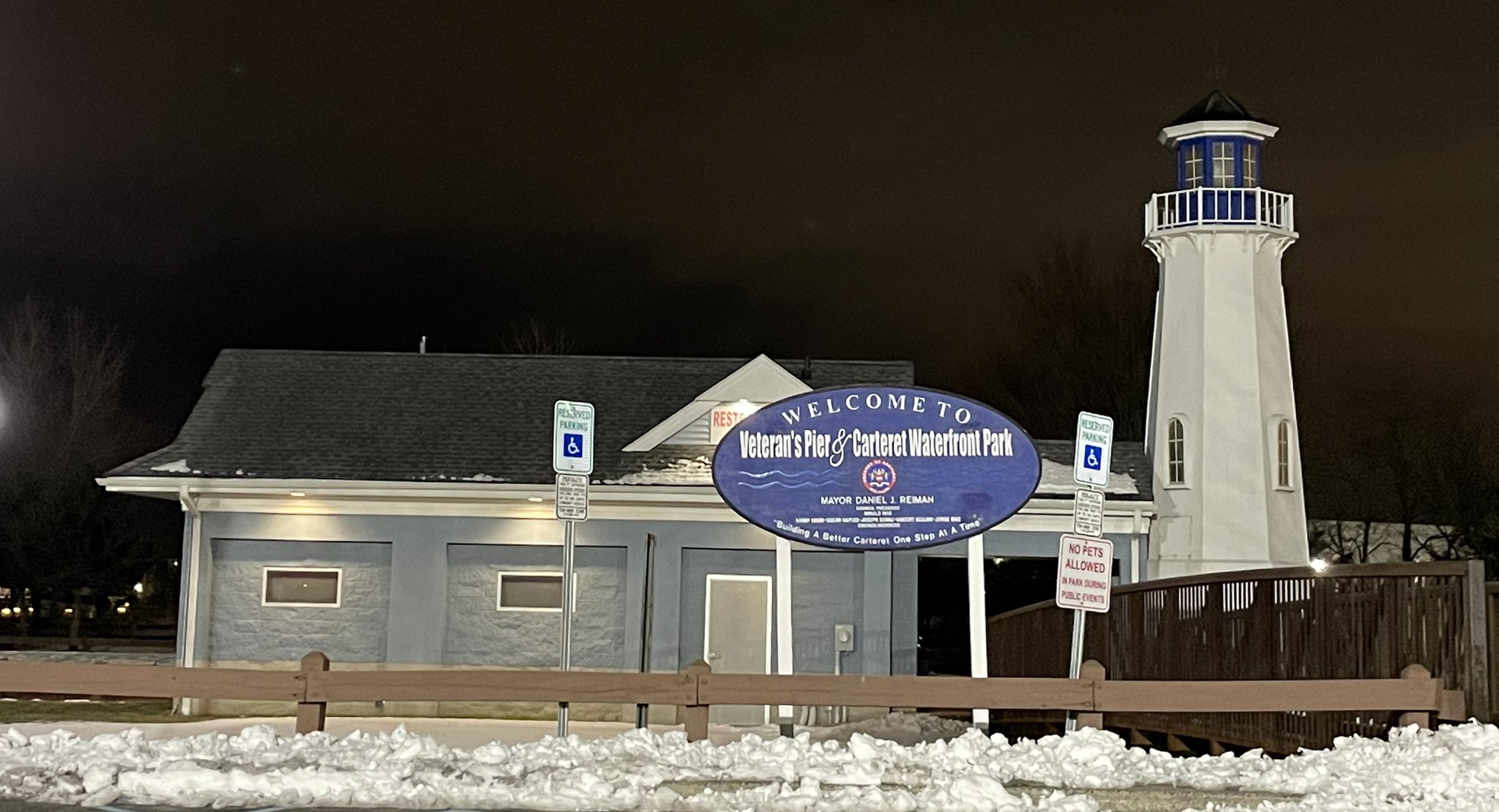 GG2vee1XwAAvvm-.jfif