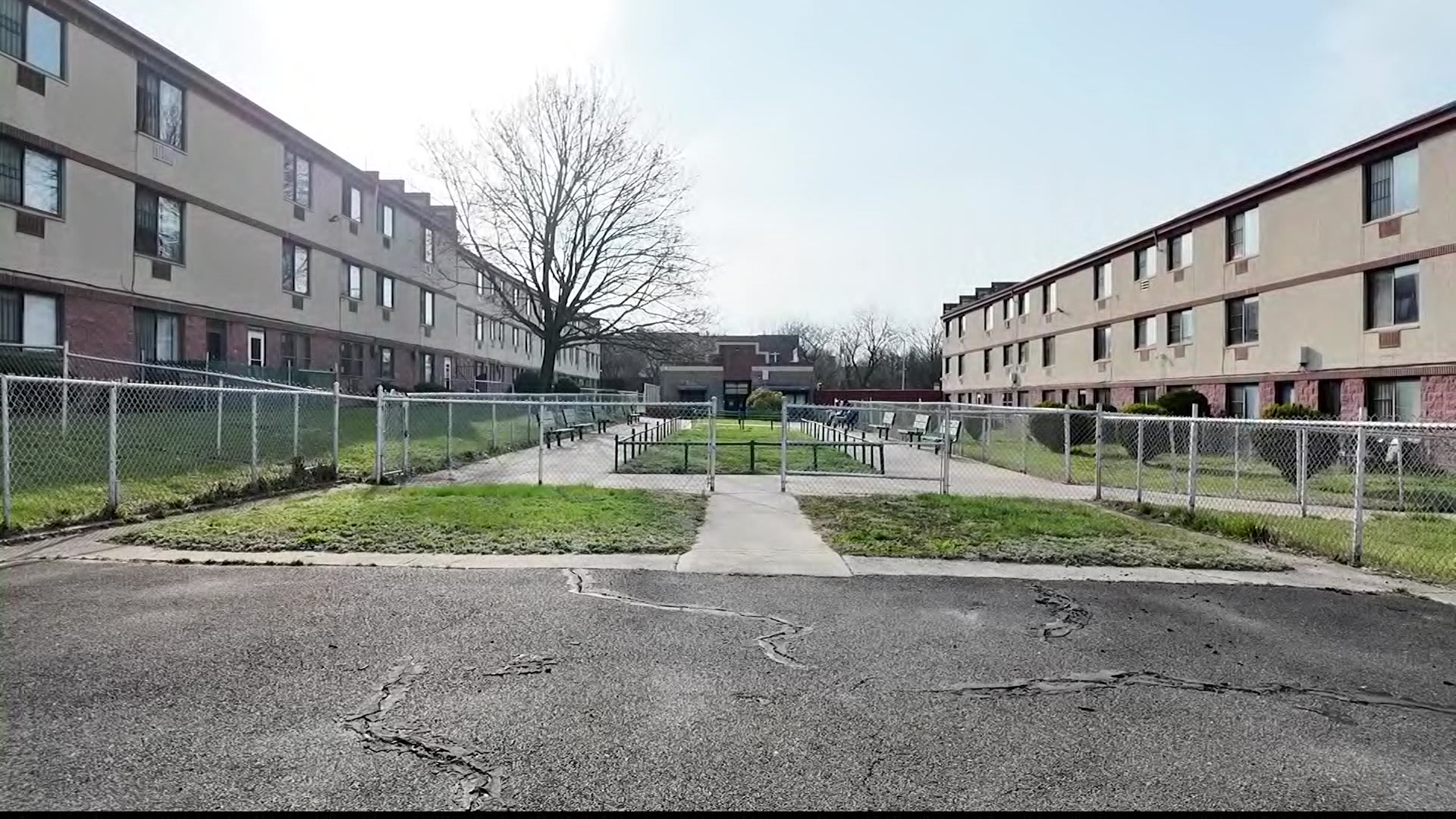 RTBKFultonParkHousesMScott10pm_2026-03-31-22-53-40