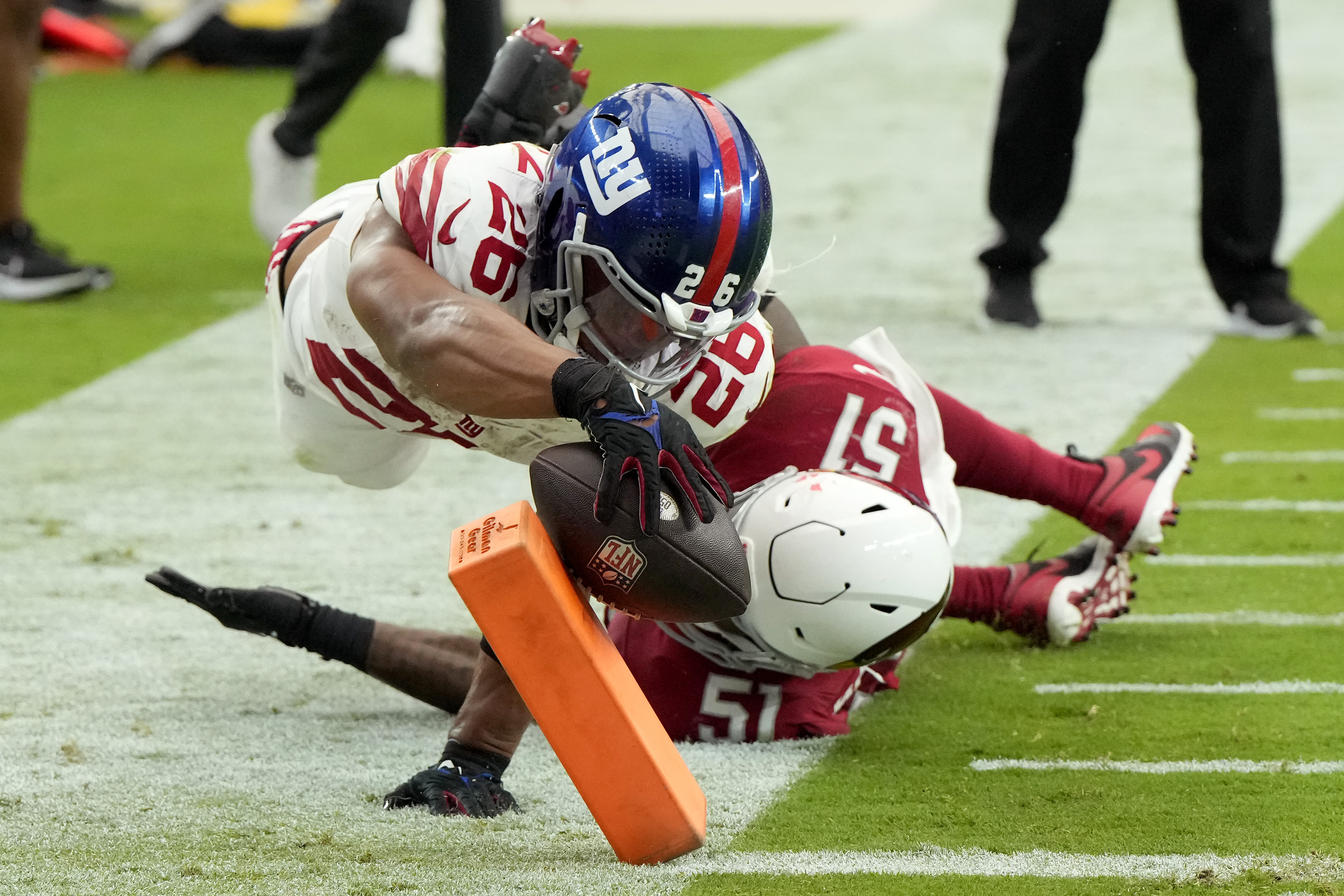 Giants rally from 21-point deficit to beat Cardinals 31-28