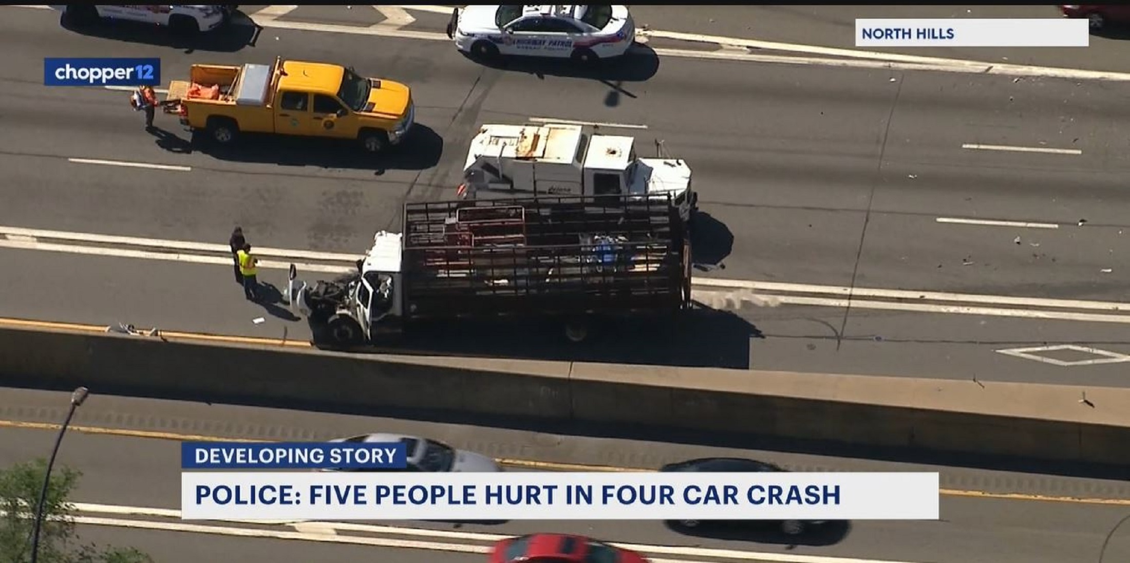 Police: 5 injured in multivehicle crash on LIE in North Hills