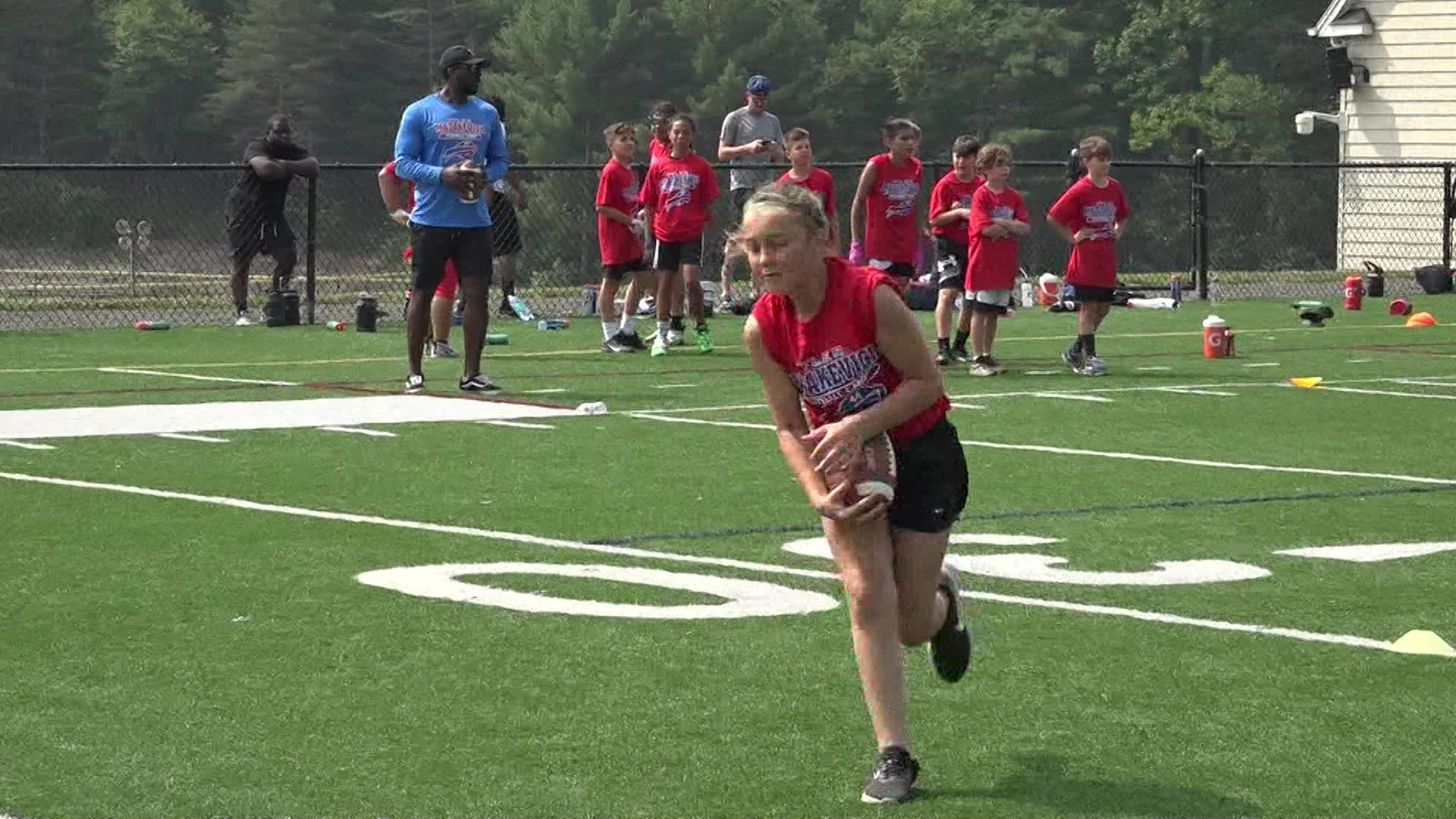 Matakevich brings back camp for young football players to St. Joseph