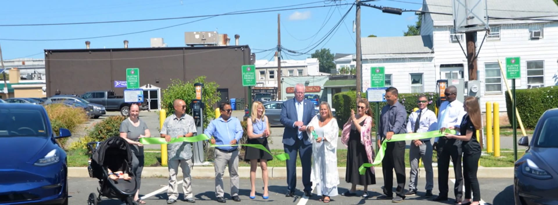 New electric vehicle charging stations open in Woodbridge