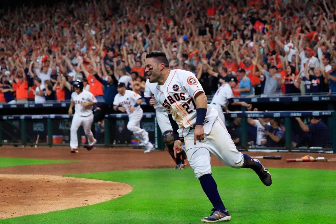 Almost a Jeffrey Maier moment for Yankees and Astros at Minute Maid