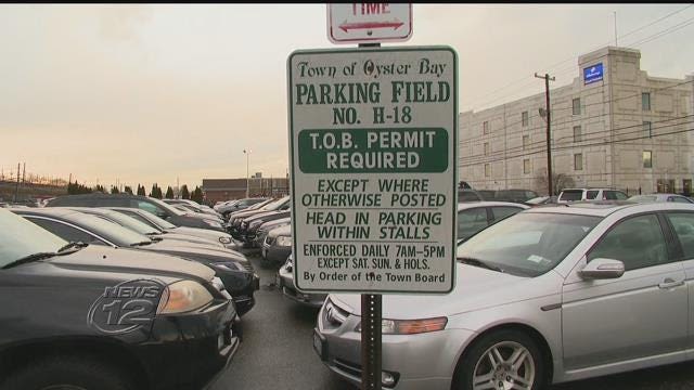 Oyster Bay considers LIRR parking permit increase