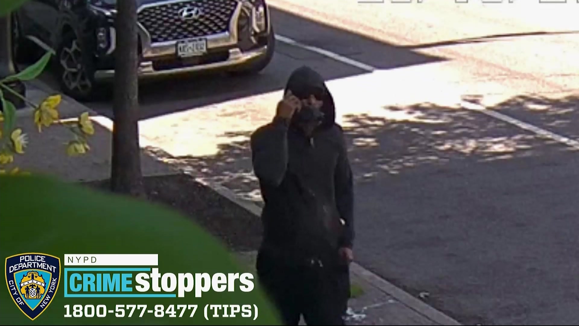 News 12 | New Jersey | Nypd Man Wanted For 10 Robberies Across The Bronx