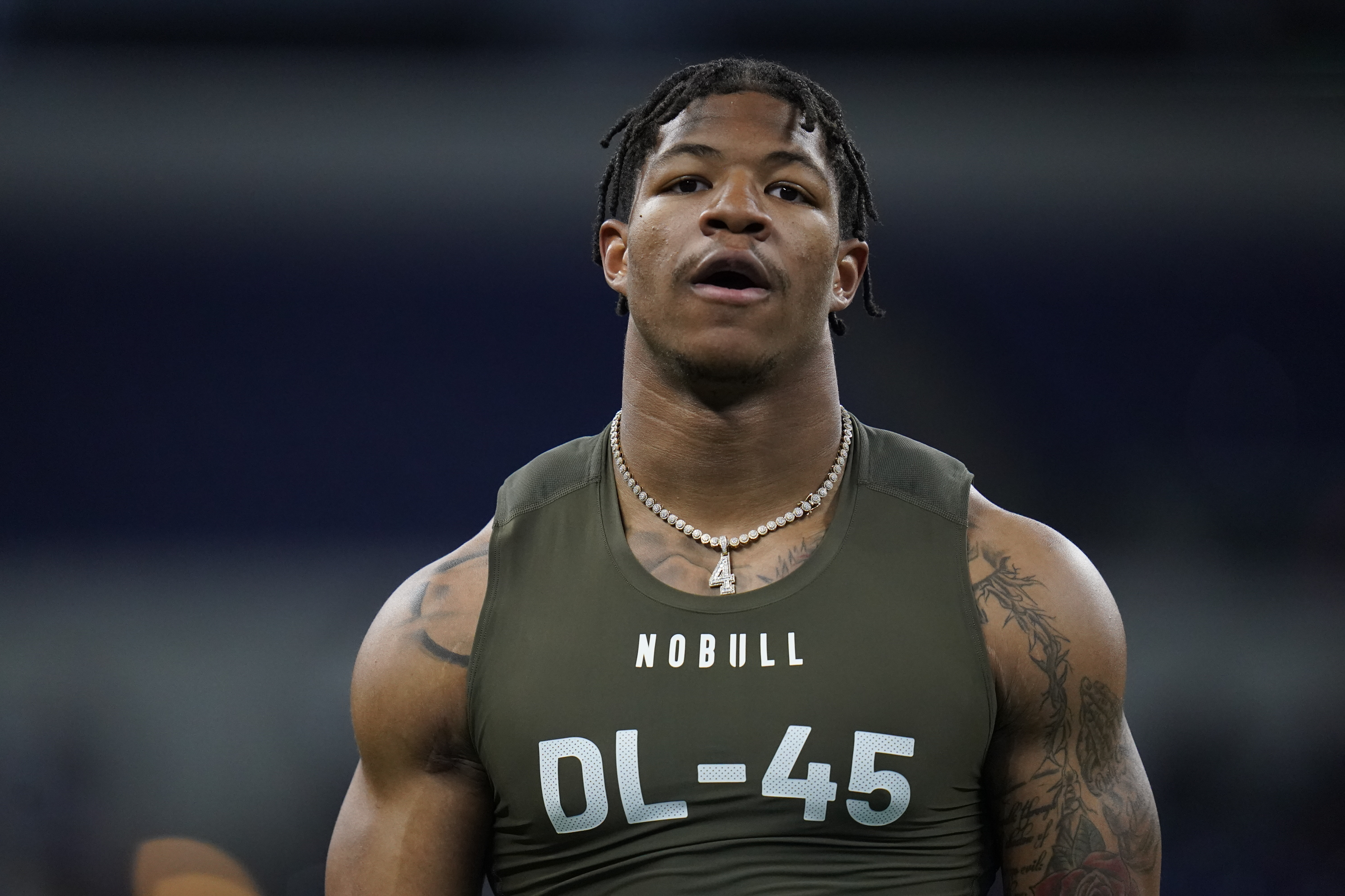 2023 3-Round NFL Mock Draft: Panthers Pounce for C.J. Stroud, Falcons Swoop  for Bijan Robinson, and Las Vegas Raiders Gamble on Jalen Carter