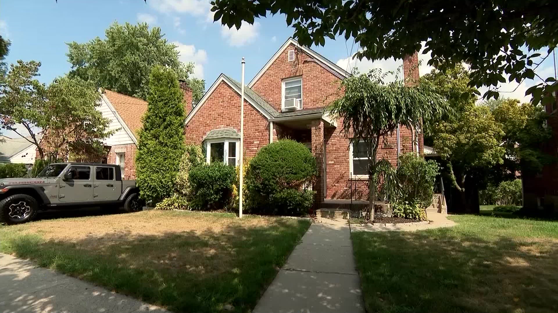 Tips for navigating Connecticut's changing housing market