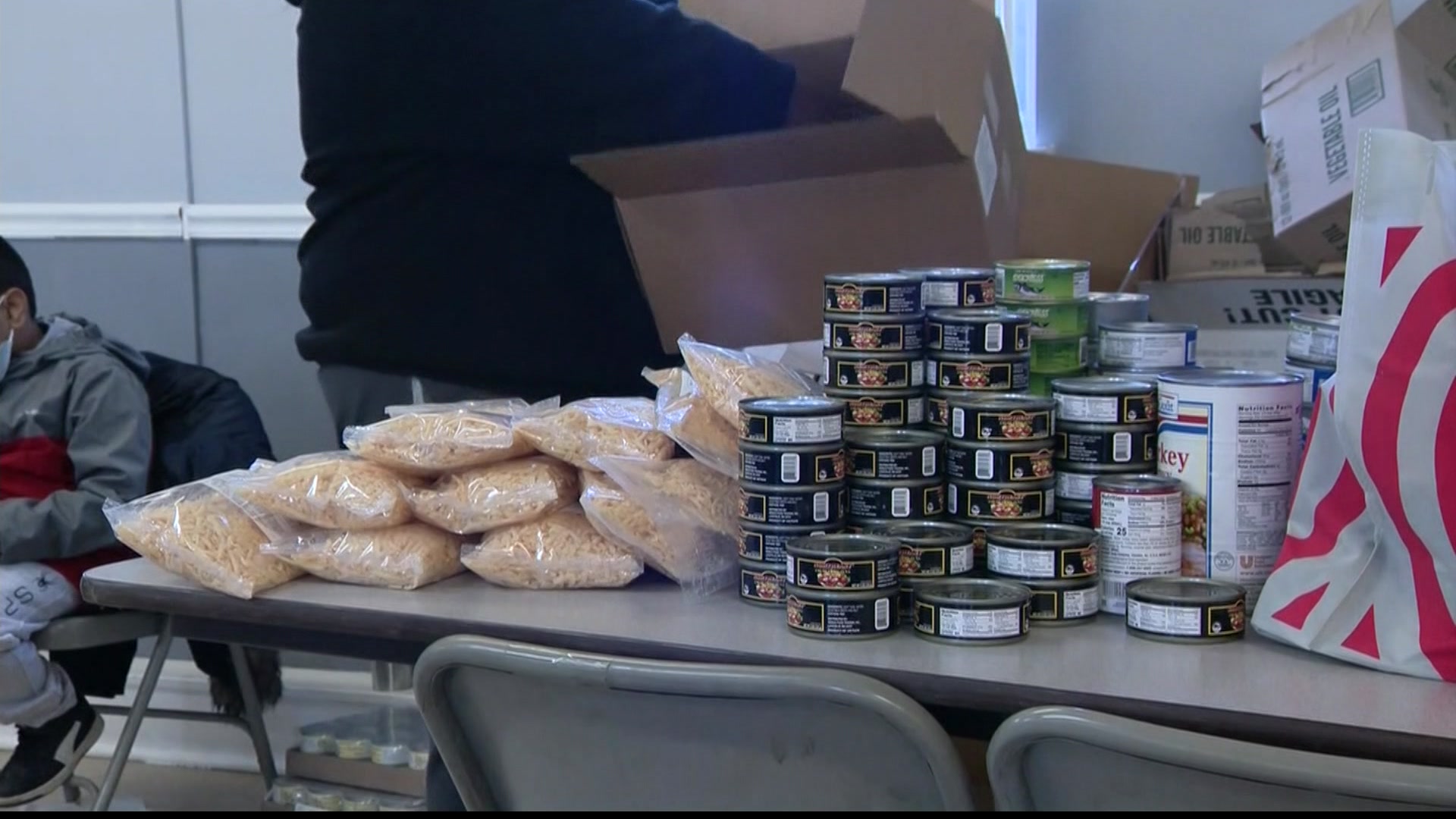 Manna Project of Long Island hosts turkey giveaway at St. John’s
