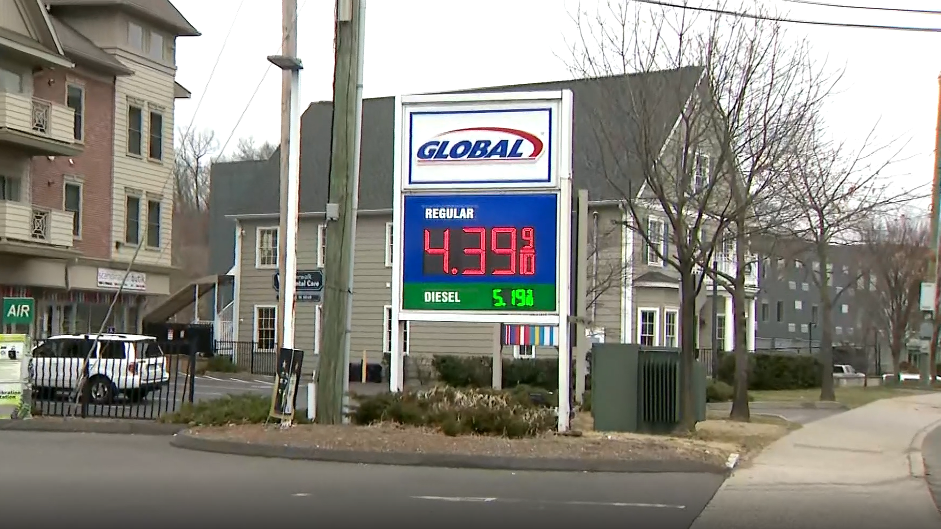 gas price in seattle today