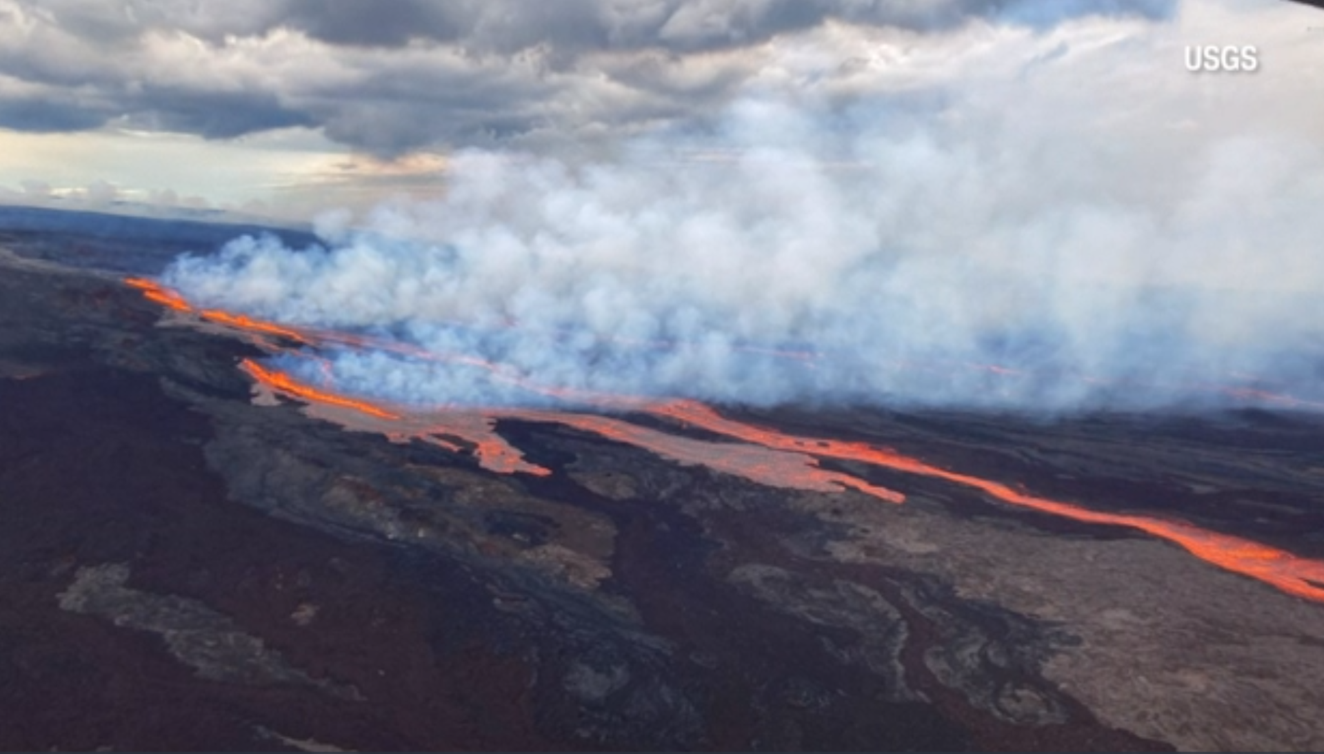 What’s Hot Mauna Loa erupting, prompts ash fall advisory