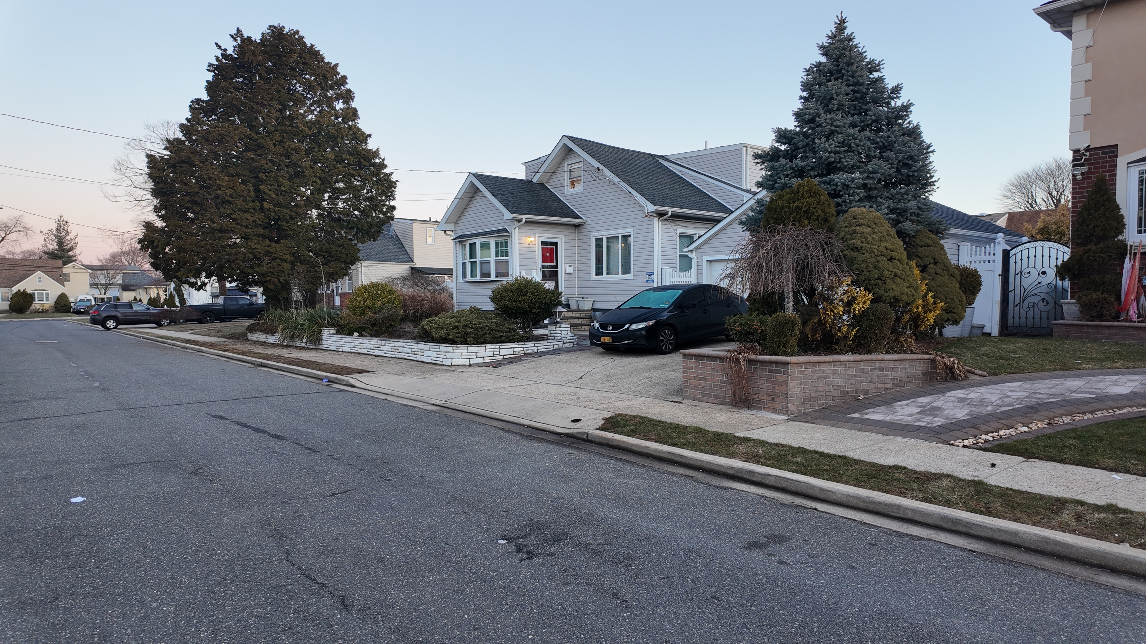 News 12 | Long Island | 7 Hospitalized From Carbon Monoxide Found